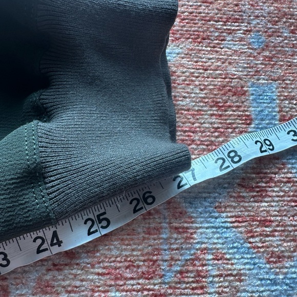 WILFRED x ARITZIA Buffon pant Crepe Jogger Olive green size medium DTR4-6514-38 - Picture 7 of 9